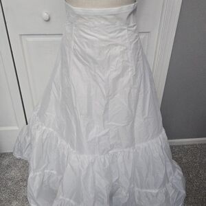 Elegant White Maxi Skirt